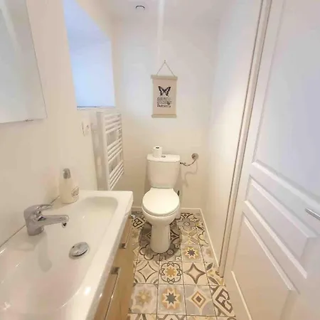 Le Petite Maison Hébergement de vacances *